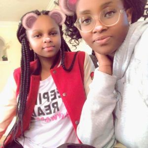 Meet your Posher, Iesha